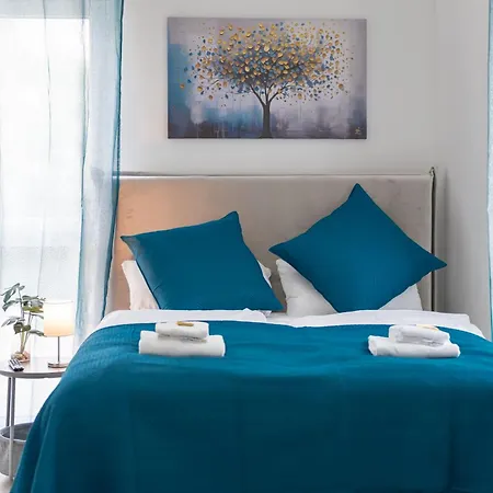 Lit Living - Fully Equipped - Box Spring - Parking - Business & Longstay * Altenstadt