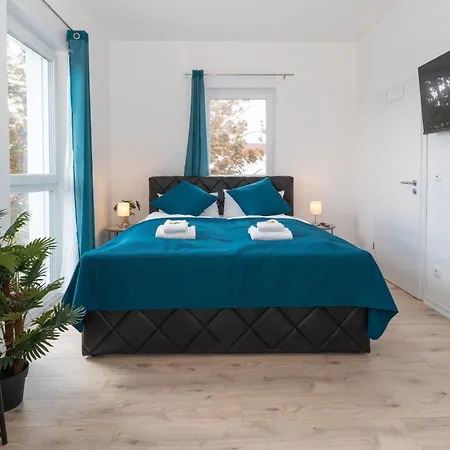 Apartment Lit Living - Deluxe - Box Spring - Parking - Neueröffnung - New Opening