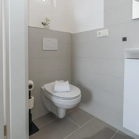 Apartment Lit Living - Deluxe - Box Spring - Parking - Neueröffnung - New Opening Altenstadt