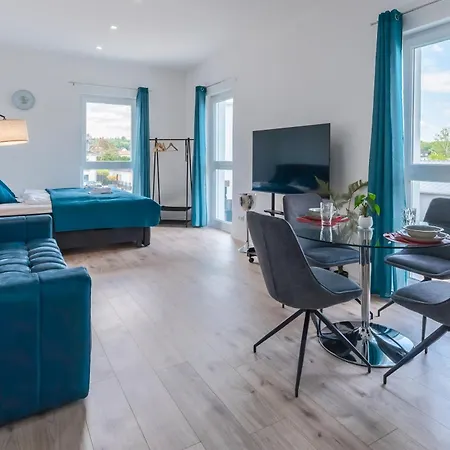 Lit Living - Fully Equipped - Box Spring - Parking - Business & Longstay Альтенштадт
