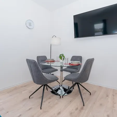 Appartement Lit Living - Fully Equipped - Box Spring - Parking - Business & Longstay Altenstadt
